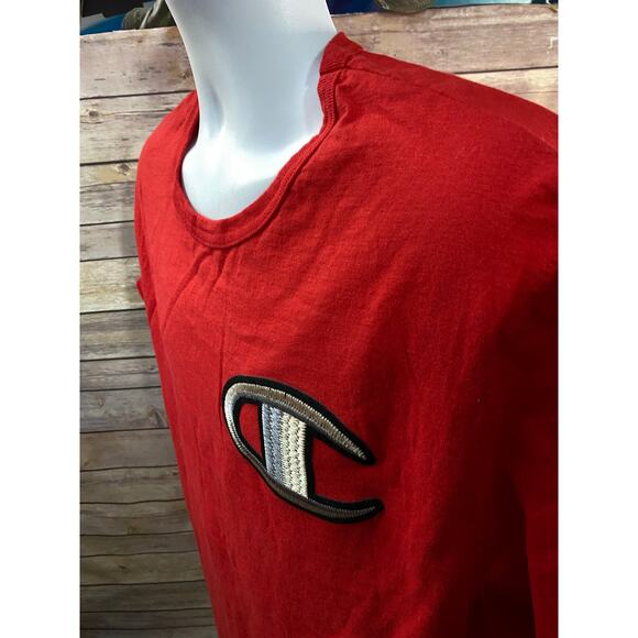 Champion Vintage 90s Mens Size XL Red Embroidery Patch Logo T Shirt - Picture 8 of 10